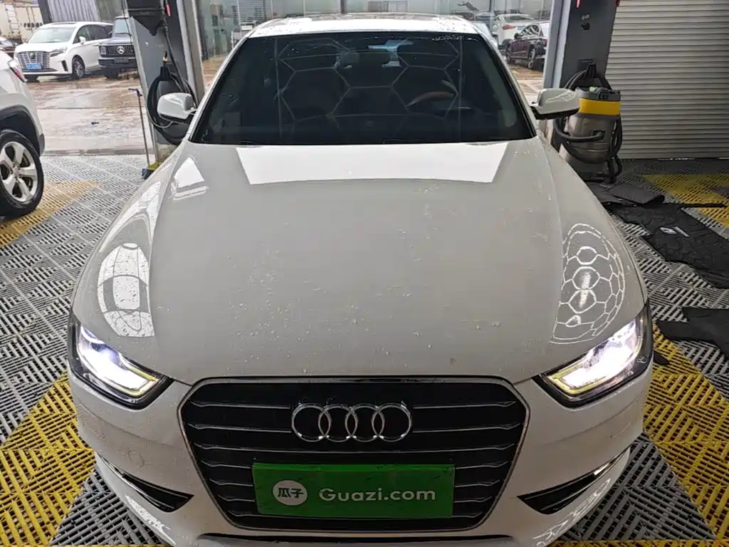 Audi A4L 2016 35 TFSI AT