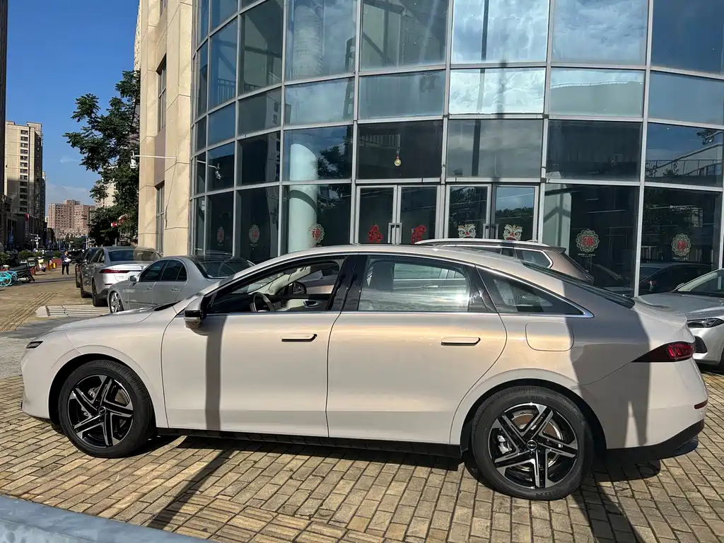 Roewe D7 — миниатюра 10