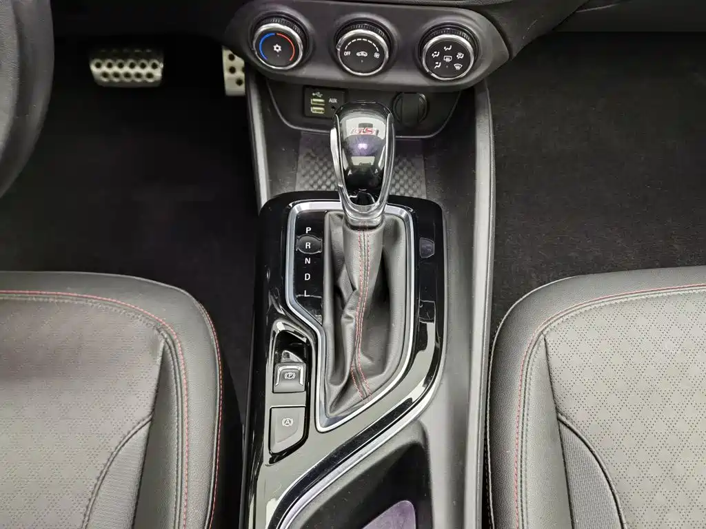 Buick Verano — миниатюра 13