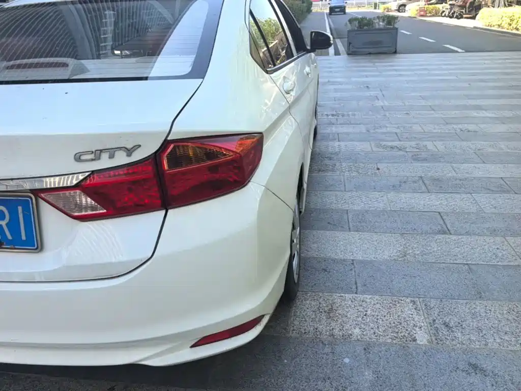 Honda City — миниатюра 8