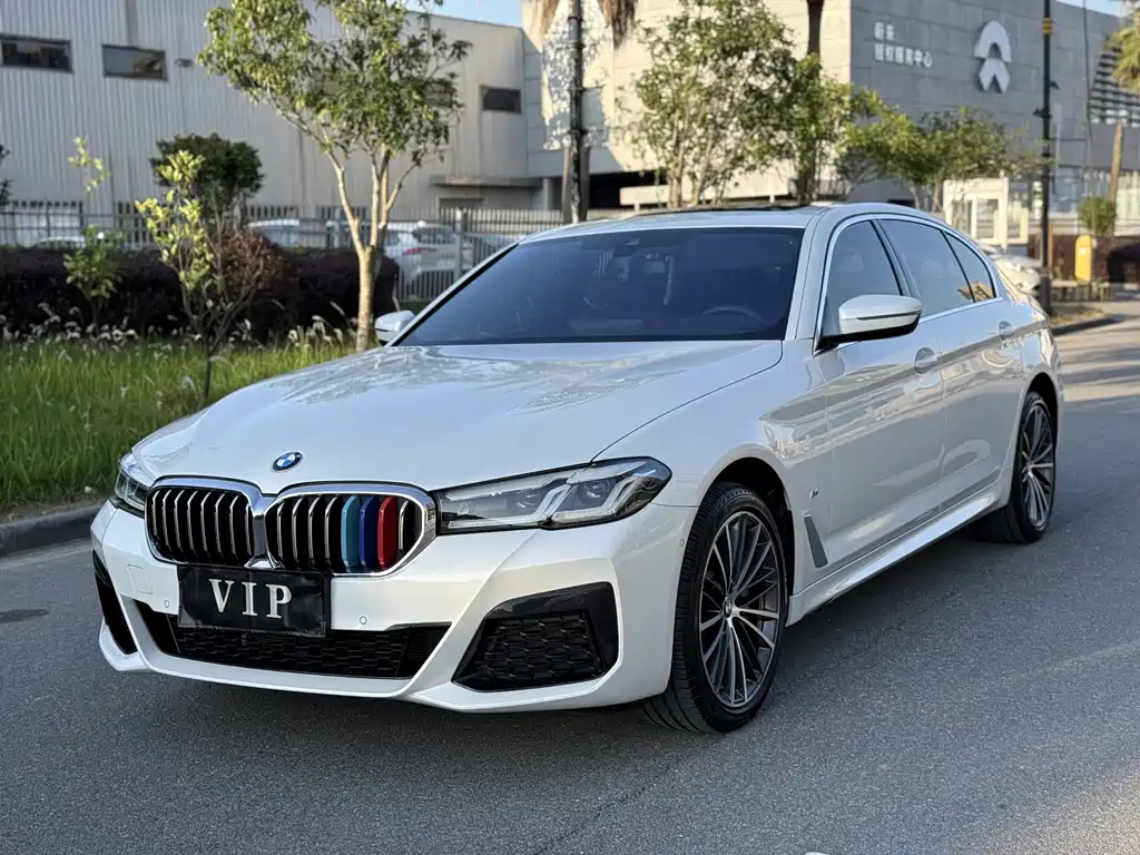 BMW 5 Series 2024