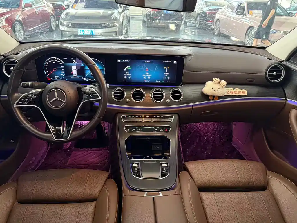 Mercedes-Benz E-Class — миниатюра 4