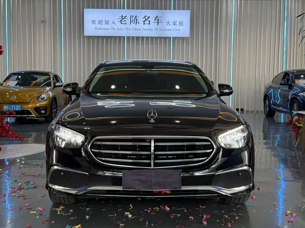 Mercedes-Benz E-Class — миниатюра 2