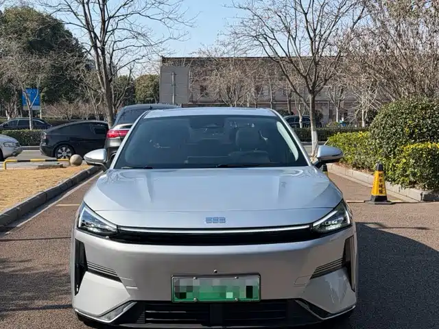 GEELY GALAXY GALAXY L6 2025