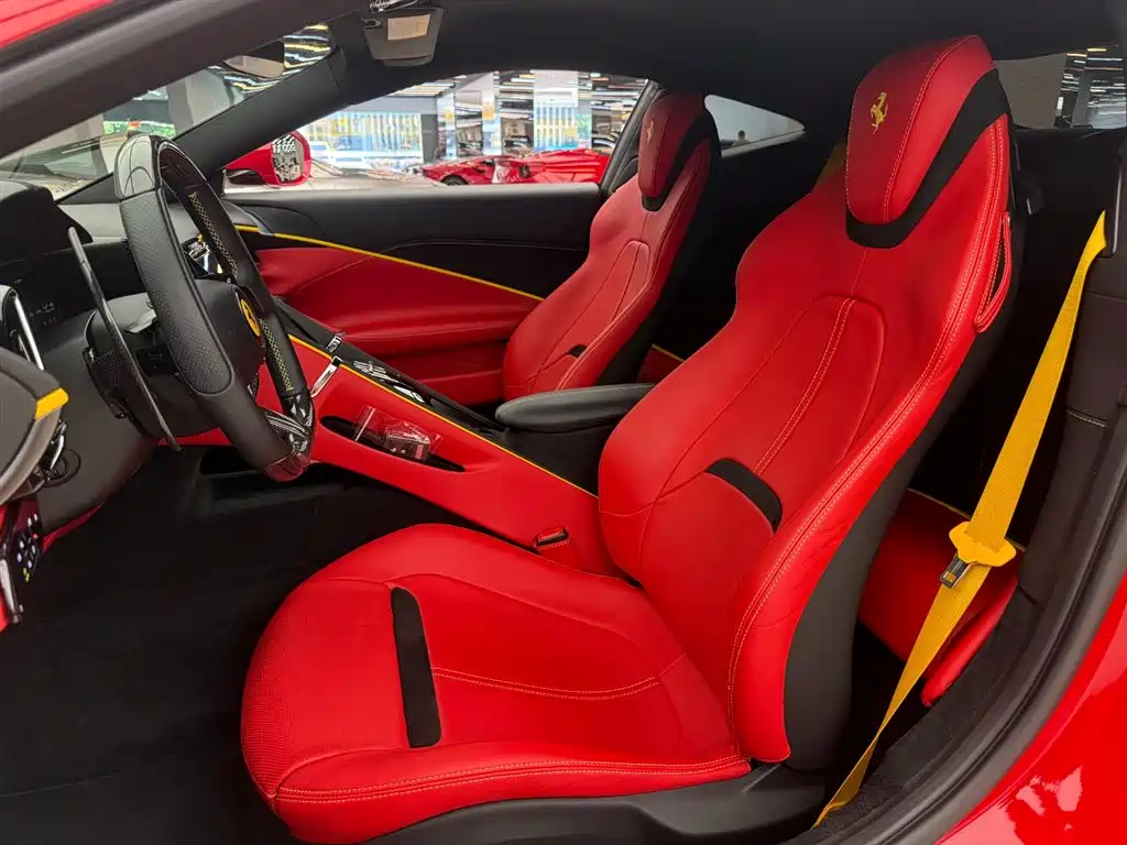 Ferrari Roma 2020 3.9T V8