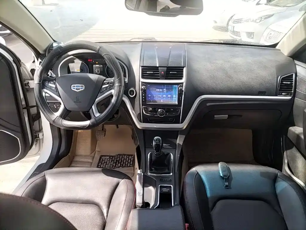 Geely Emgrand 2014 1.5L MT Elite