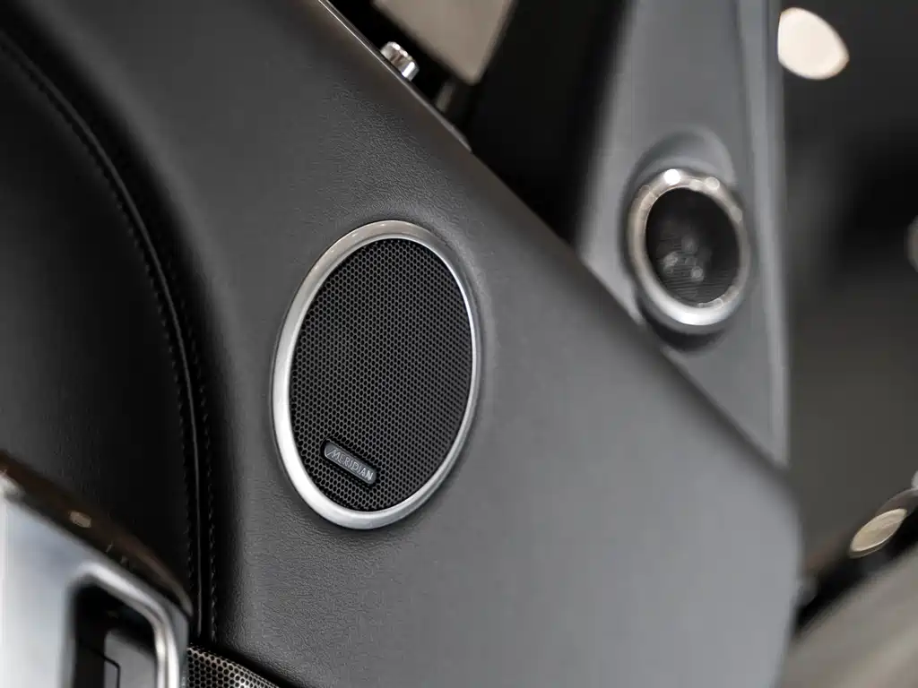 Land Rover Range Rover Sport PHEV P400e, фото 18
