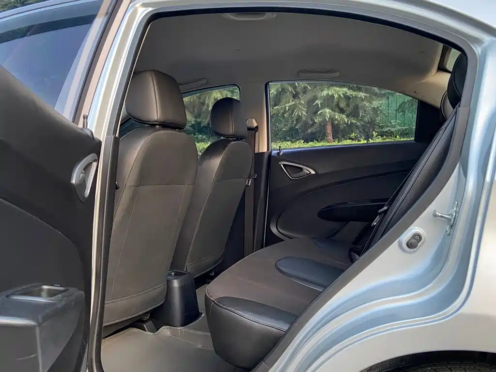 Chevrolet Sail — миниатюра 5