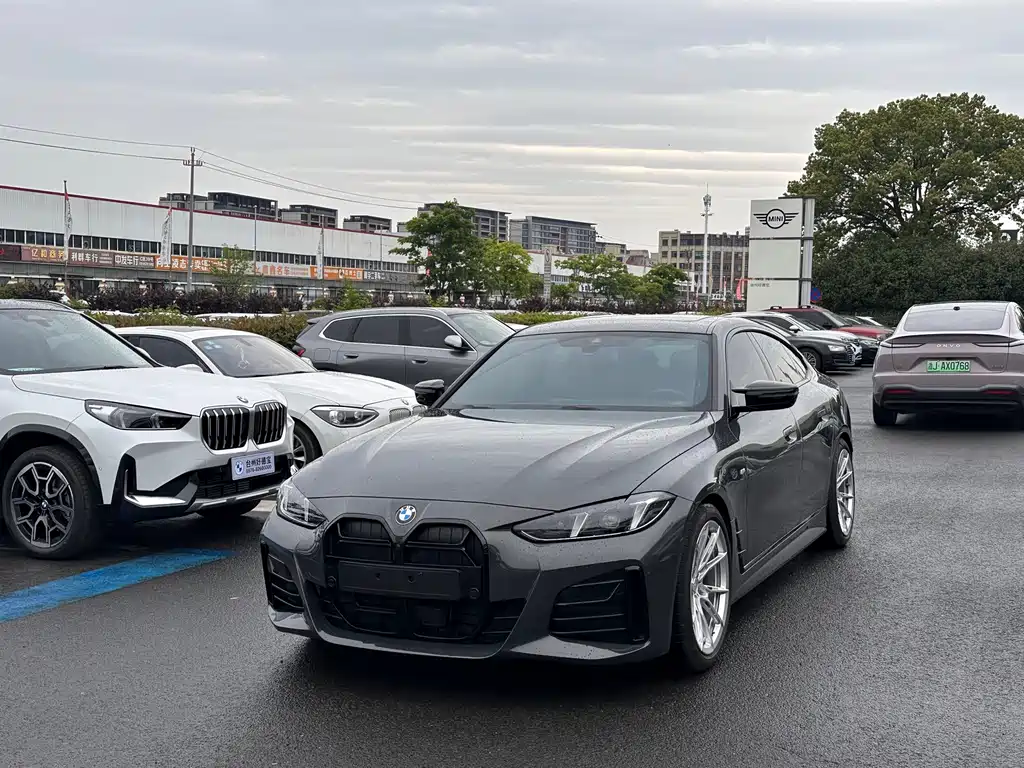 BMW 4 Series 2025