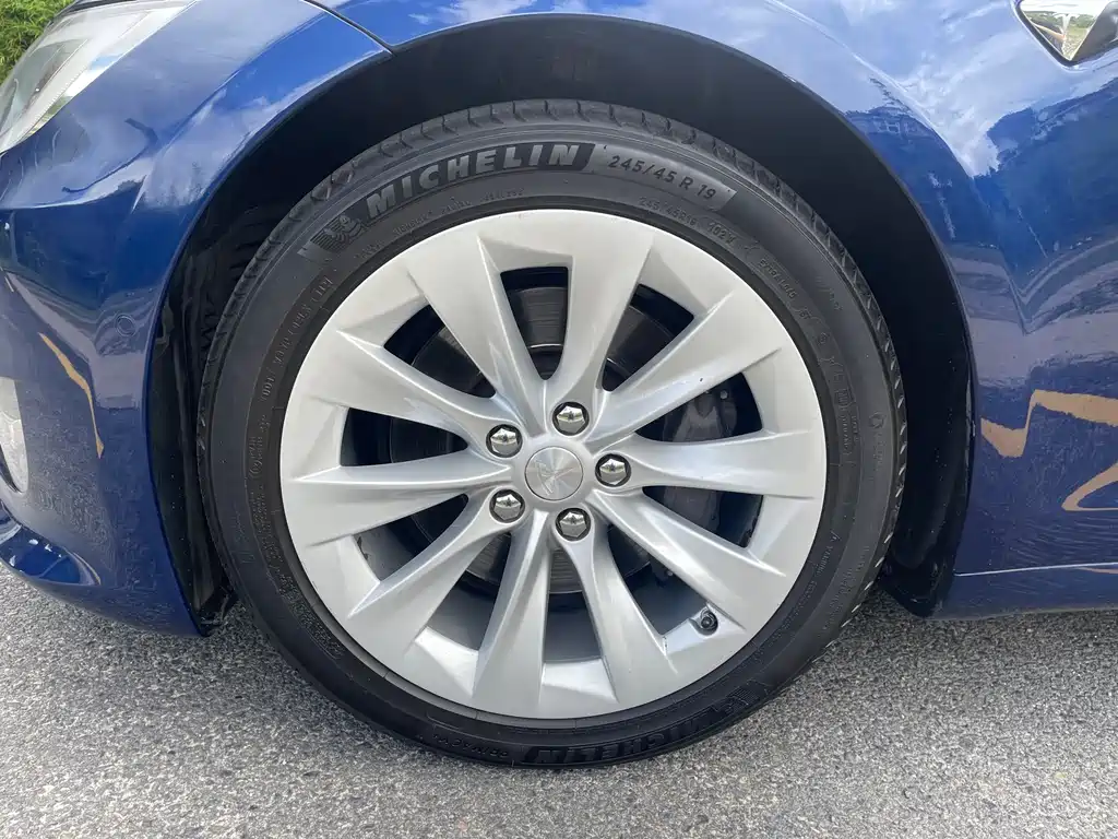 Tesla Model S 2017 Model S 75D