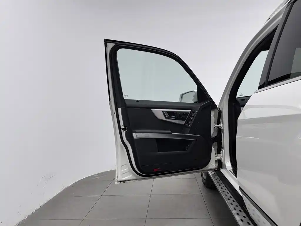 Mercedes-Benz GLK-Class — миниатюра 8