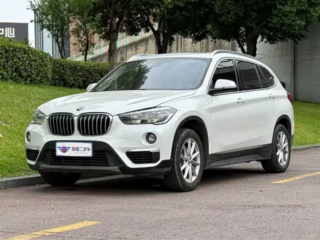 BMW  X1 2019
