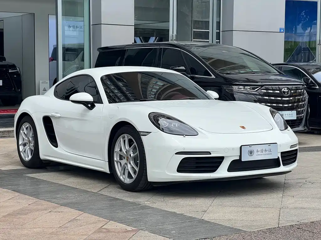 Porsche 718 2022 Cayman 2.0T