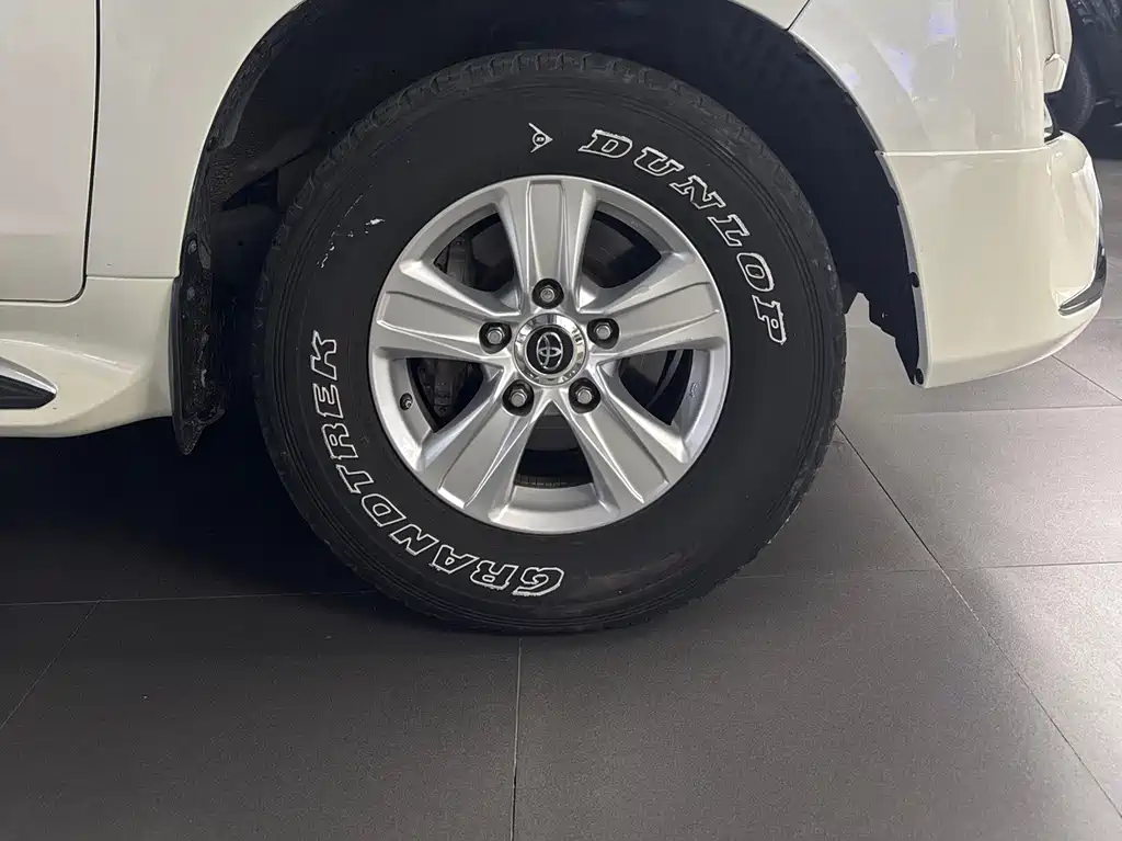 Toyota Land Cruiser 2015 4.6L V8
