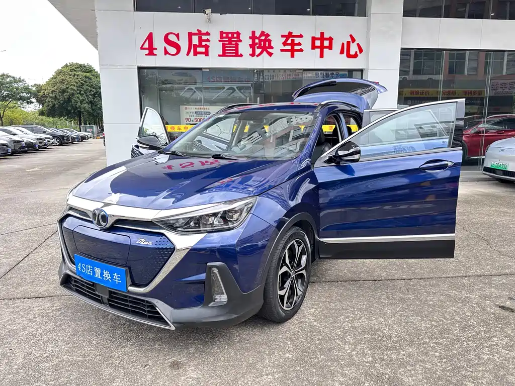 BAIC EX5 — миниатюра 20