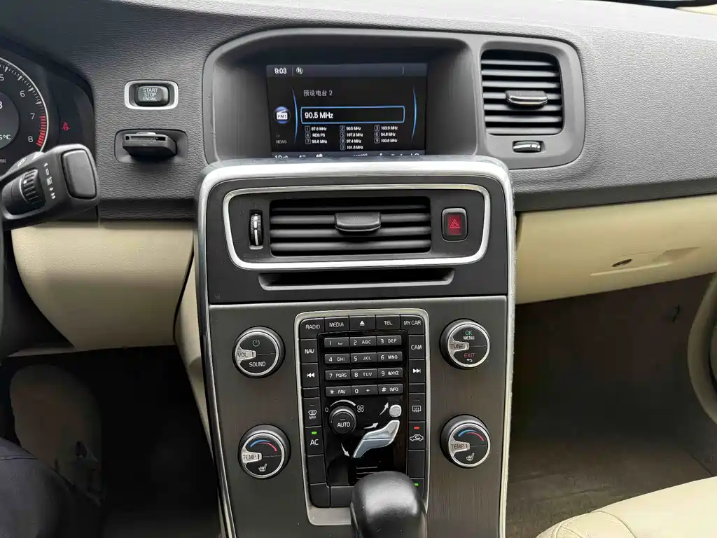 Volvo S60 (Import) — миниатюра 13