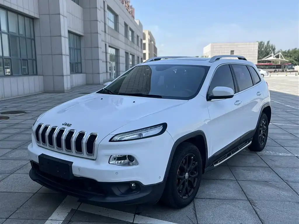 Jeep Cherokee 2016