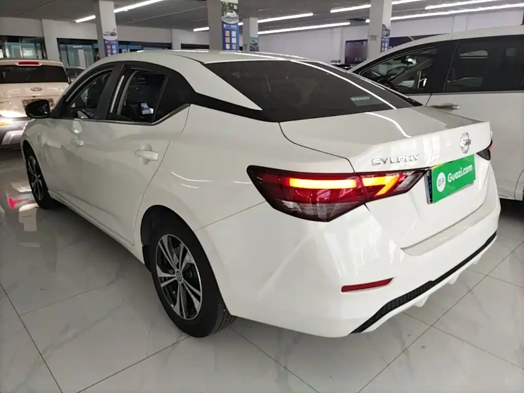 Nissan Sylphy — миниатюра 5