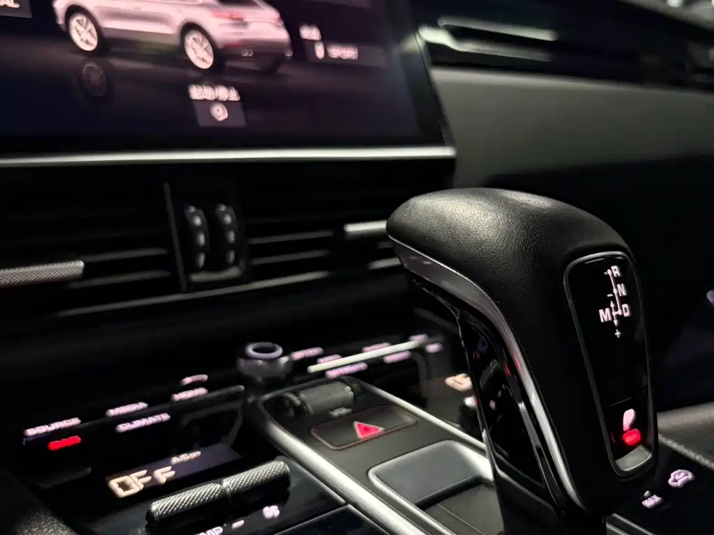 Porsche Cayenne 2018 Cayenne 3.0T