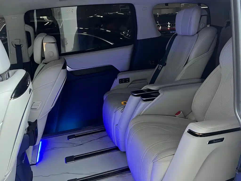 Buick Century 2023 2.0T мест