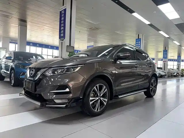 NISSAN QASHQAI 2021