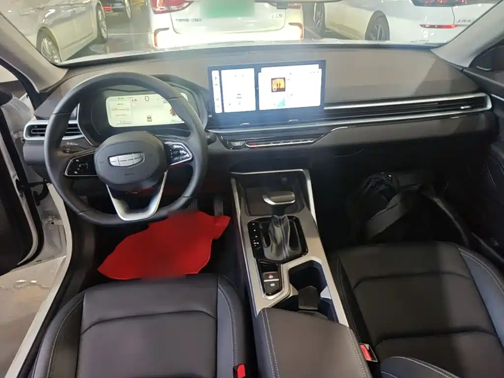 Geely Emgrand — миниатюра 10