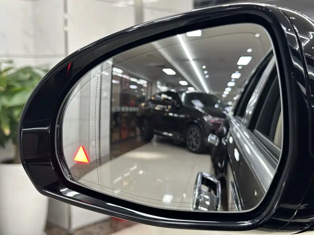 Mercedes-Benz S-Class — миниатюра 27