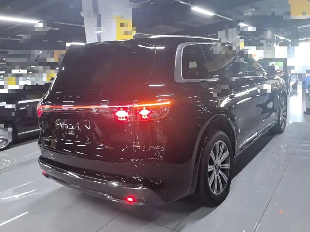 Aito M8 2025 Max+ 53.4kWh 5 мест (192 ）