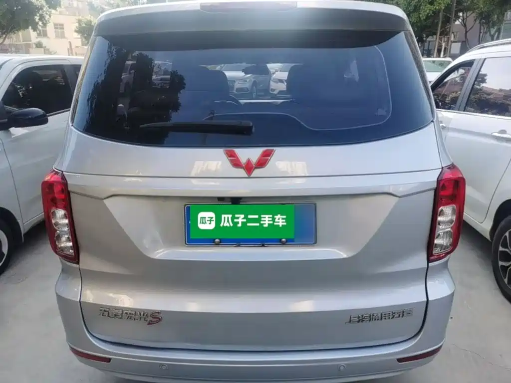 Wuling Hongguang — миниатюра 6