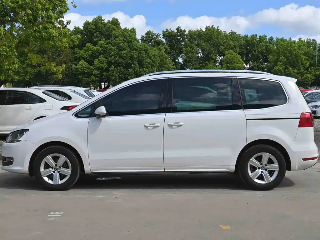 Volkswagen Sharan — миниатюра 2