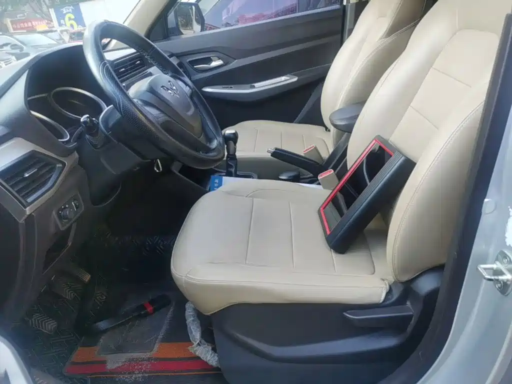 Wuling Hongguang — миниатюра 15