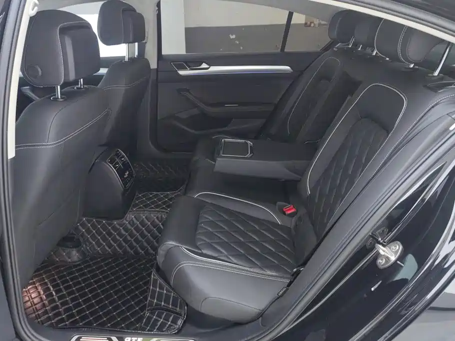Volkswagen 迈腾 PHEV — миниатюра 11