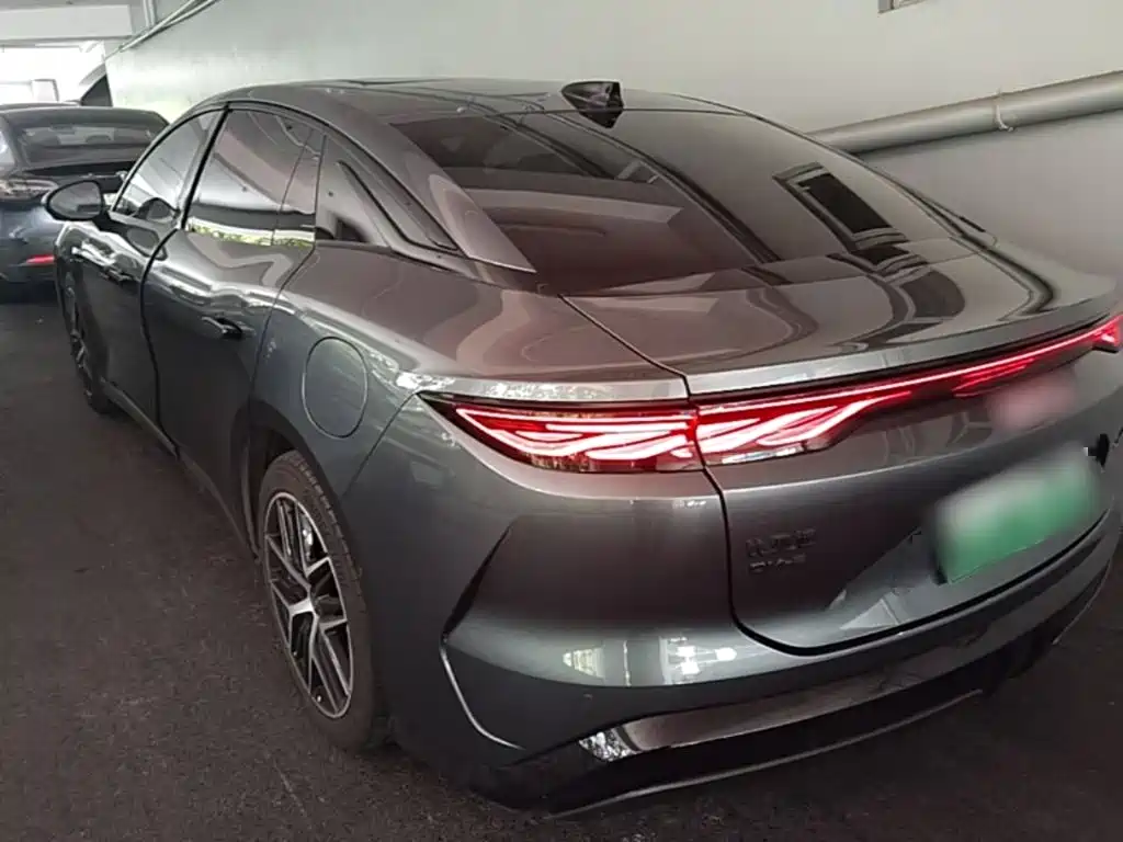 BYD Han L 2025 DM-p Flagship