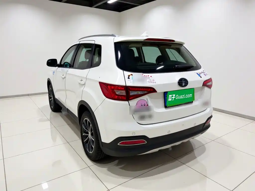 FAW Senya R7 — миниатюра 4