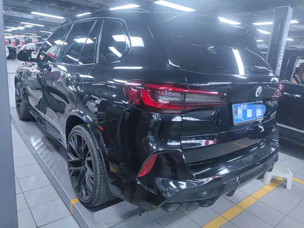 BMW X5 M — миниатюра 3