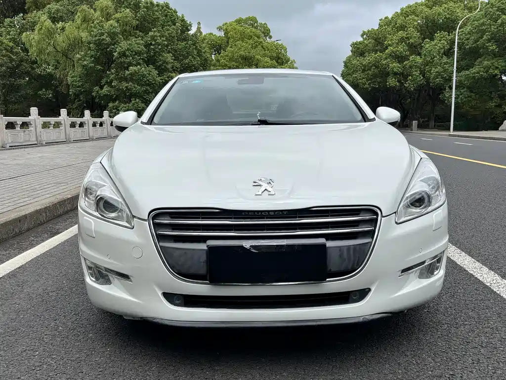 Peugeot 508 2013 2.3L