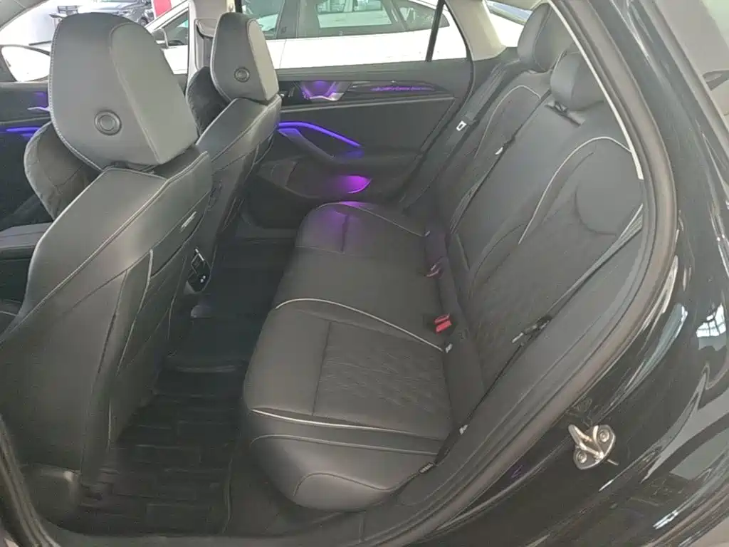Volkswagen Magotan — миниатюра 17