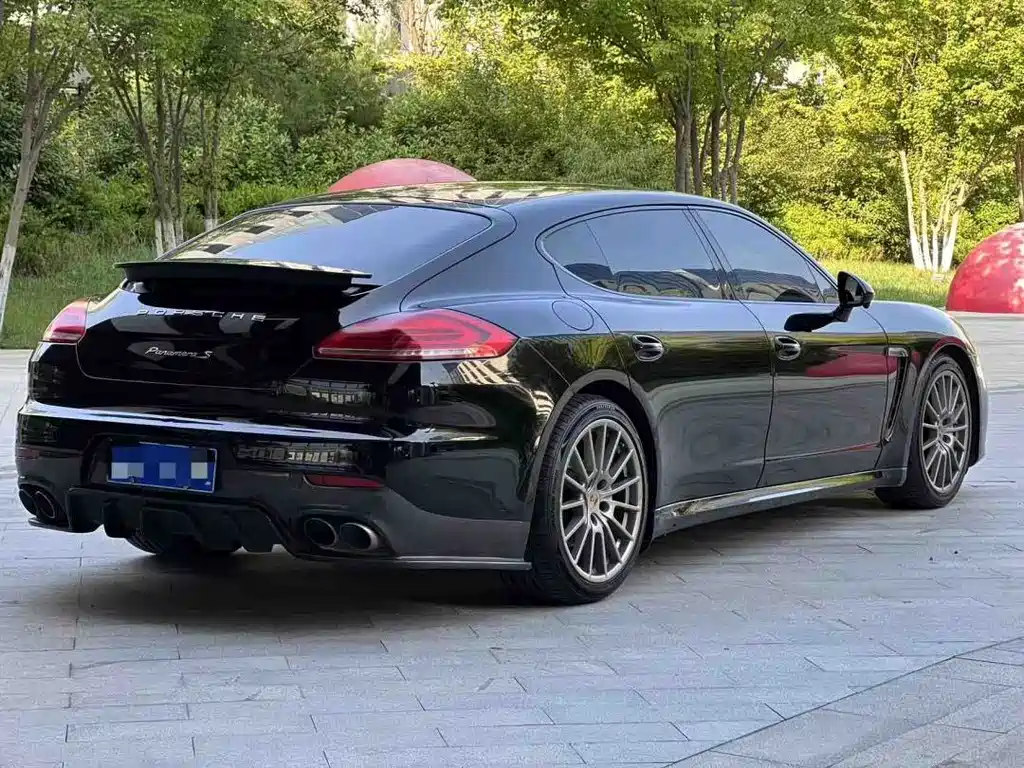 Porsche Panamera — миниатюра 7