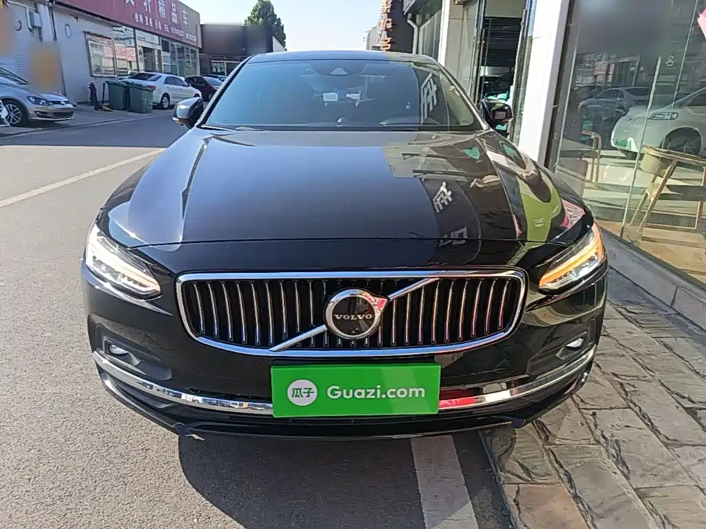 Volvo S90 — миниатюра 3