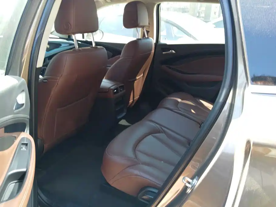 Buick Envision Plus — миниатюра 11