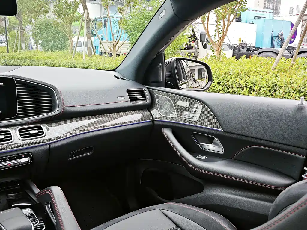 Mercedes-Benz GLE Coupe AMG — миниатюра 15