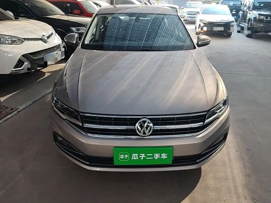 Volkswagen Bora — миниатюра 3