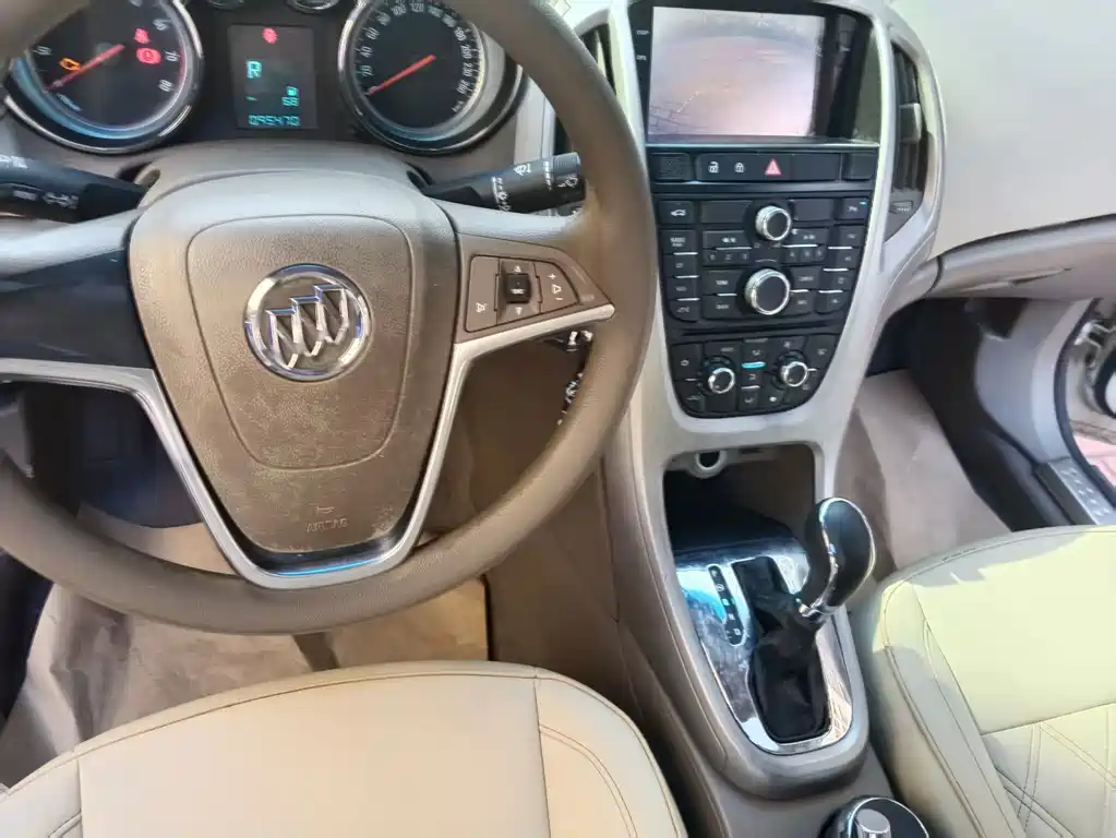 Buick Excelle — миниатюра 17