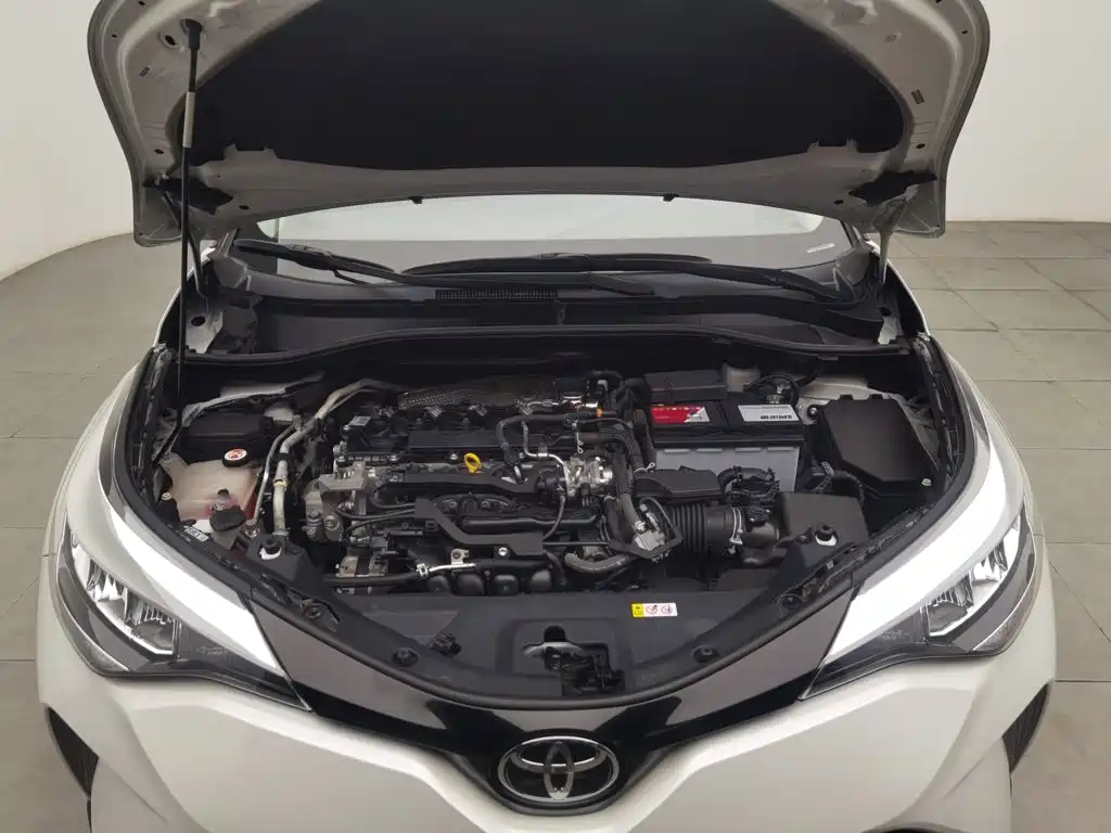 Toyota C-HR — миниатюра 6