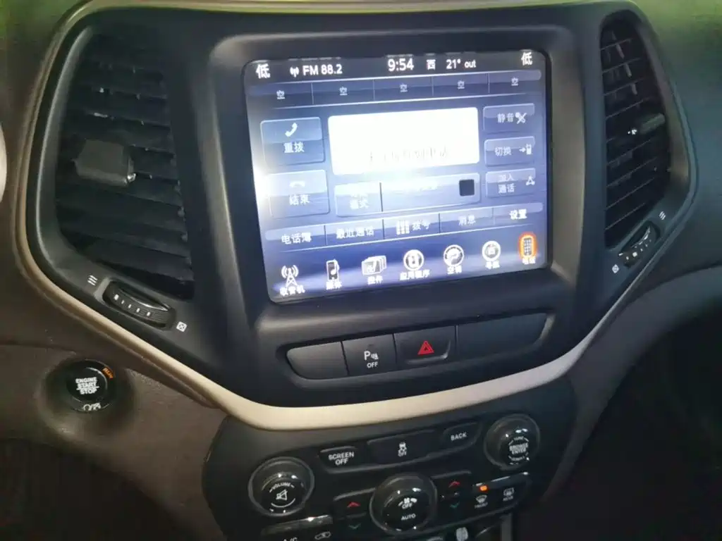 Jeep Cherokee — миниатюра 13