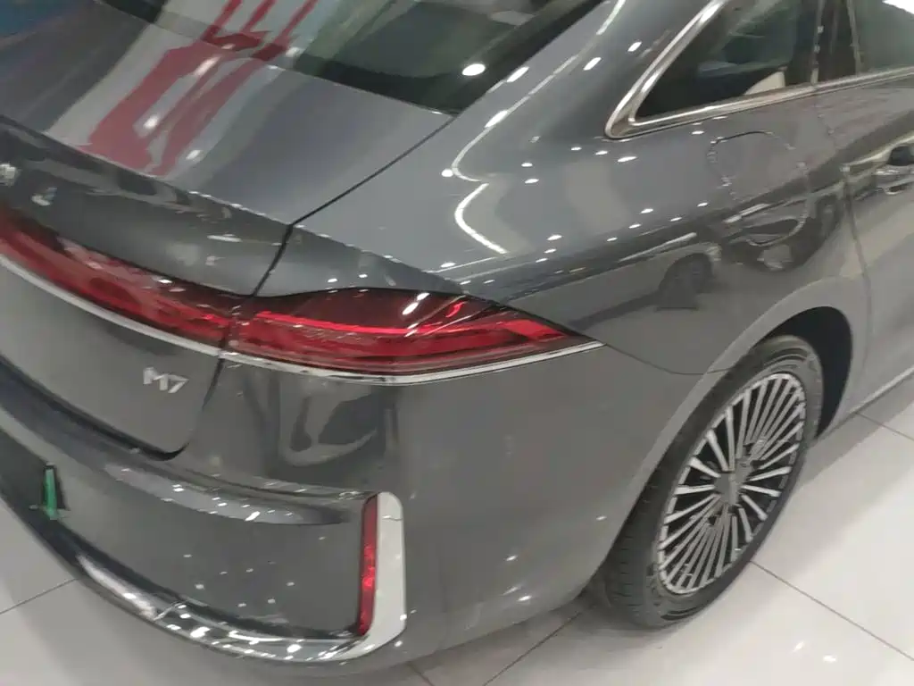 Roewe M7 DMH — миниатюра 8