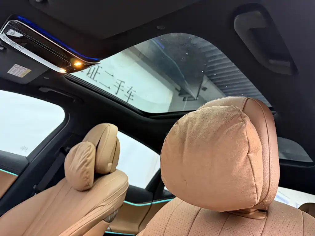 Mercedes-Benz E-Class — миниатюра 22