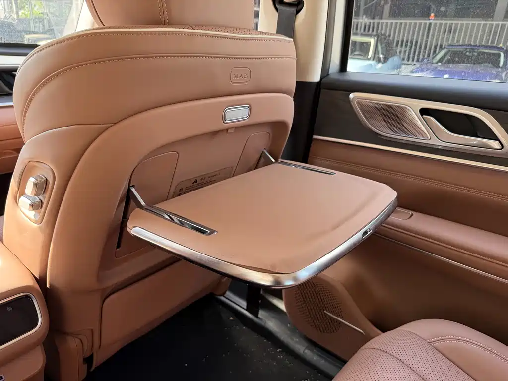 Wuling Xingguang L — миниатюра 10