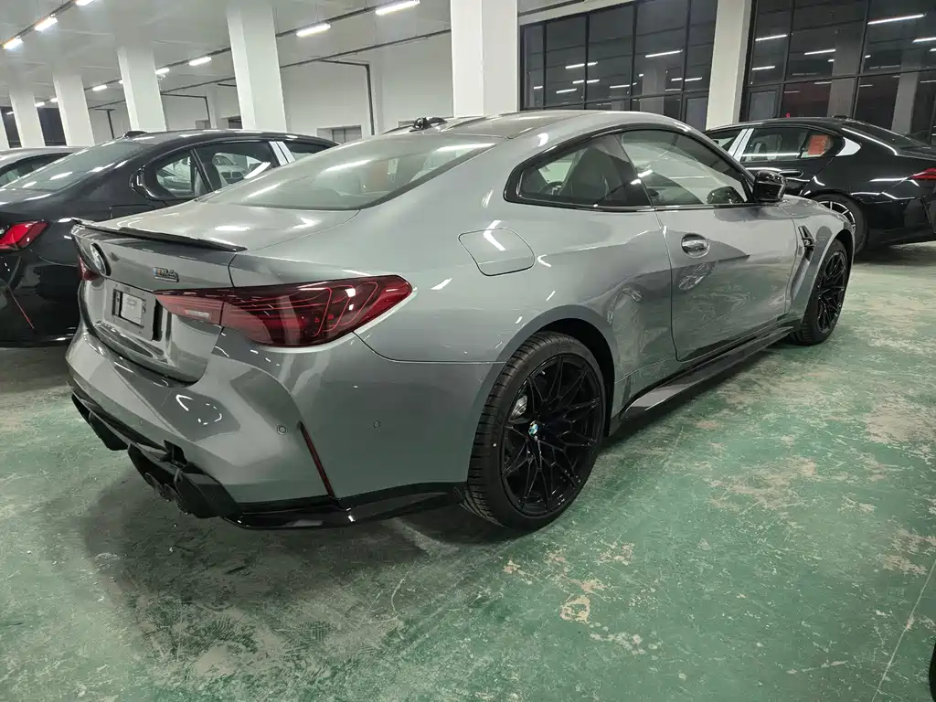 BMW M4 2024 M4 M xDrive