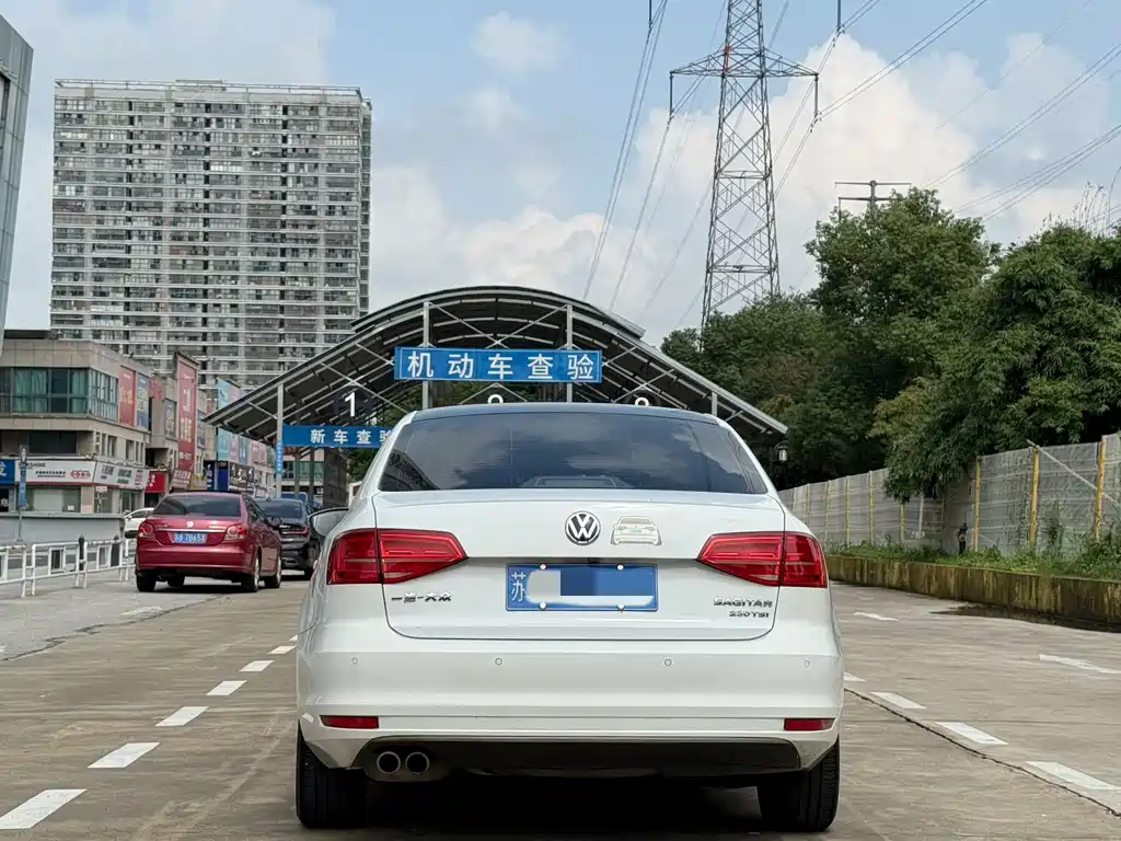 Volkswagen Sagitar — миниатюра 6